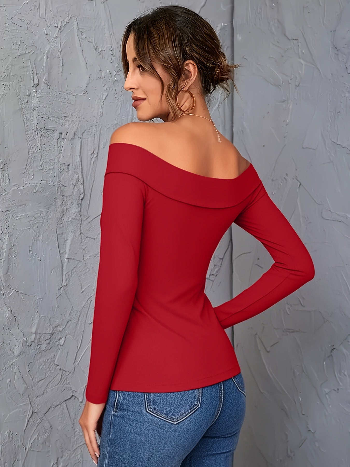 Shoulderless Long Sleeve Top