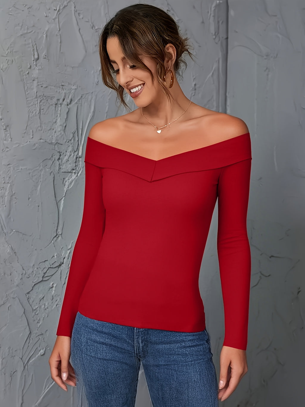 Shoulderless Long Sleeve Top